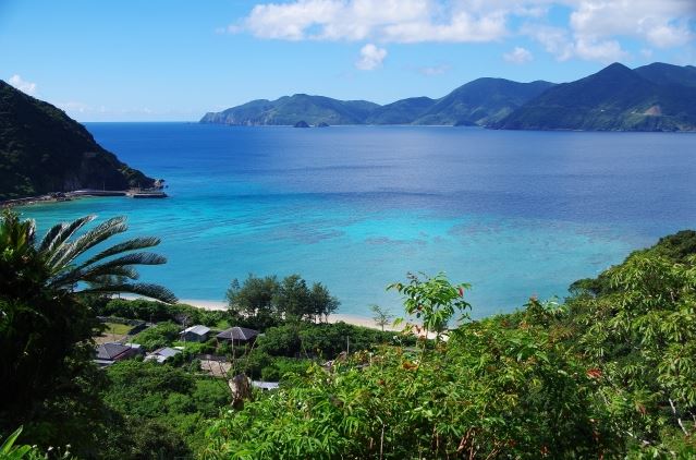 鹿児島県 天然の水族館 山林の秘境 寅さんとリリーの想い出の島 奄美大島 加計呂麻島 2泊3日 モデルプラン そらとも